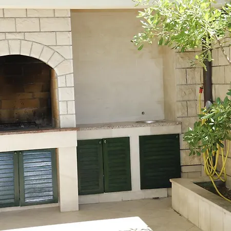 Snjezana Apartment Baska Voda