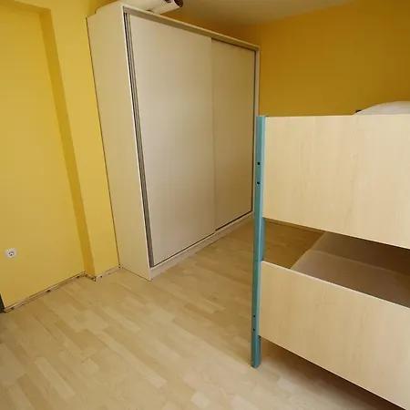 Snjezana * Baška Voda